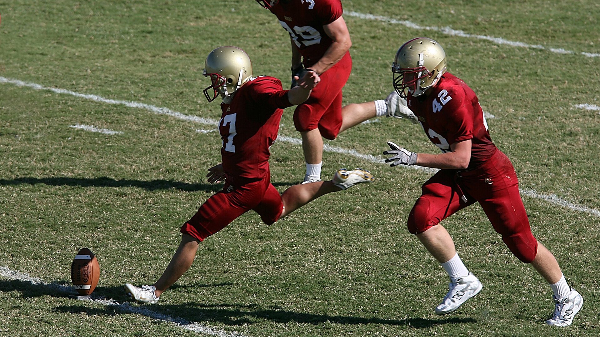 爱游戏世界杯2026-绿茵场上的唯一性，皇家社会掀翻洪都拉斯，萨拉赫在德甲争冠战接管比赛